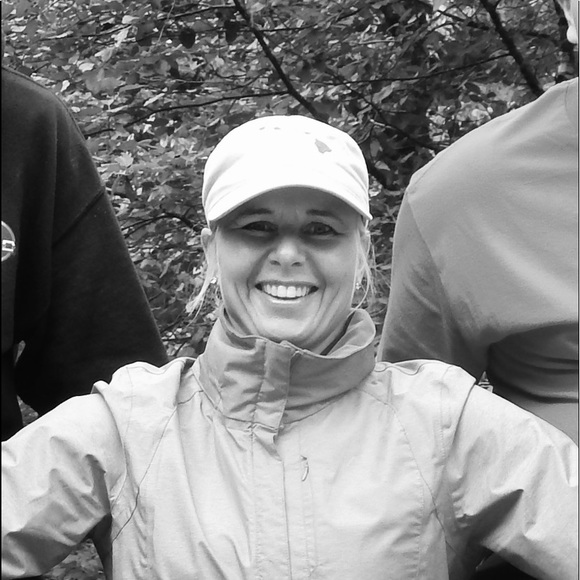 Meet your Posher, Sherry - Picture 1 of 1